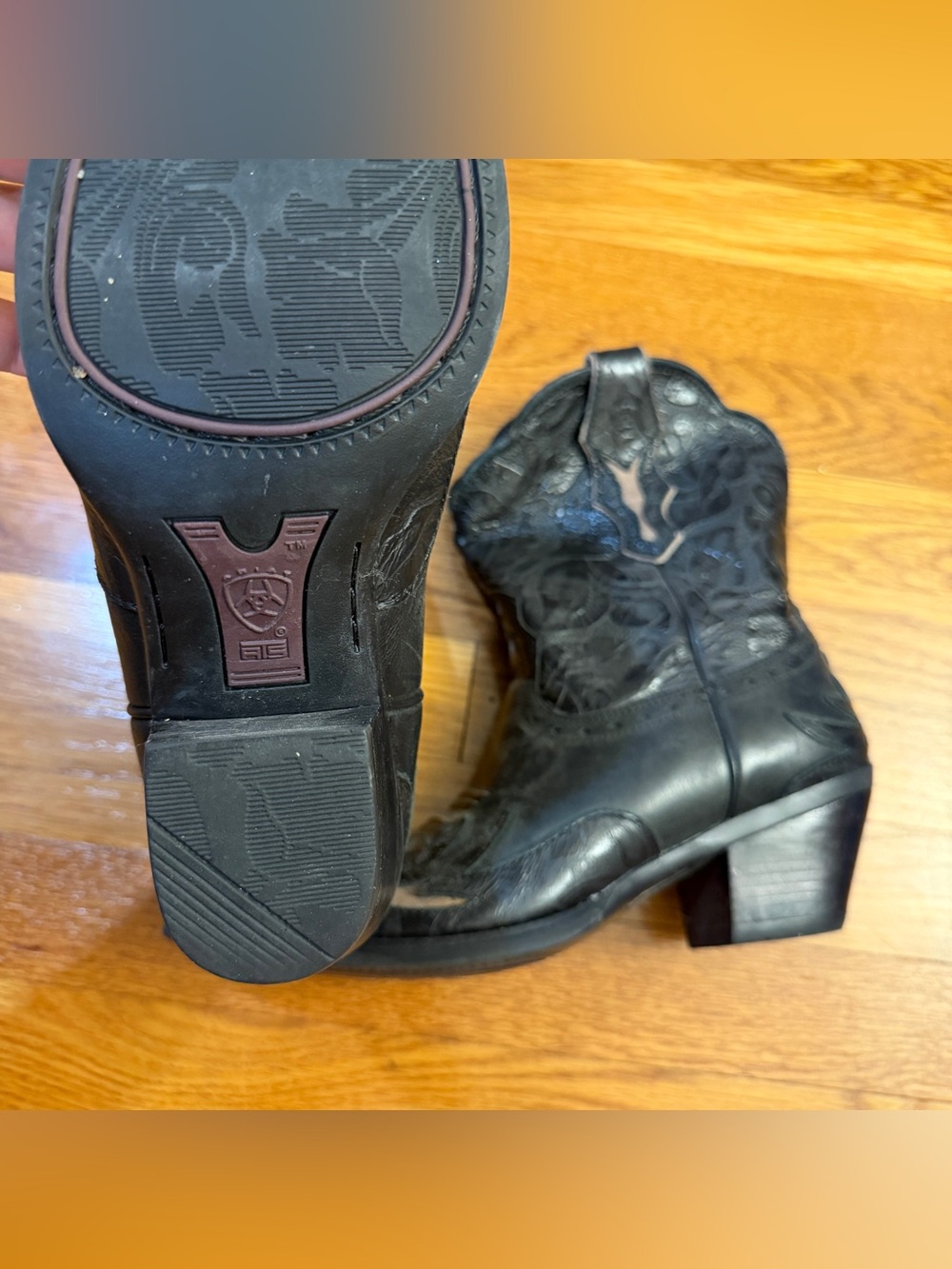 Ariat Dahlia Black Leather Western Boots (Style 10011914) - US Size 8 (EUR 38.5) - Picture 4 of 12